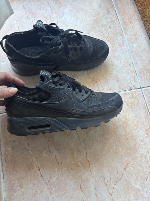 Air max preta Tam 40