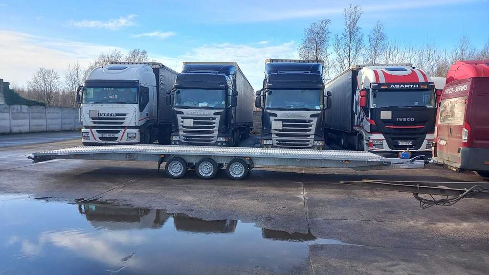 wynajem wypożyczalnia lawet pod busy 8,5 metrów,dwa auta itd