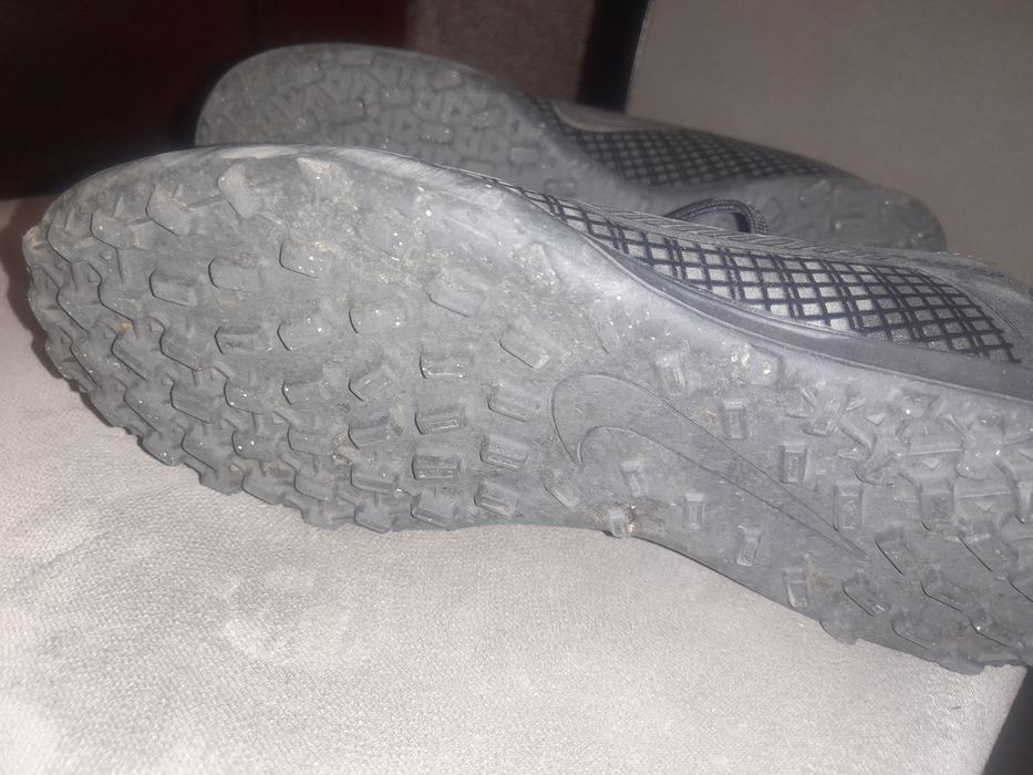 Sprzedam turfy Nike 36