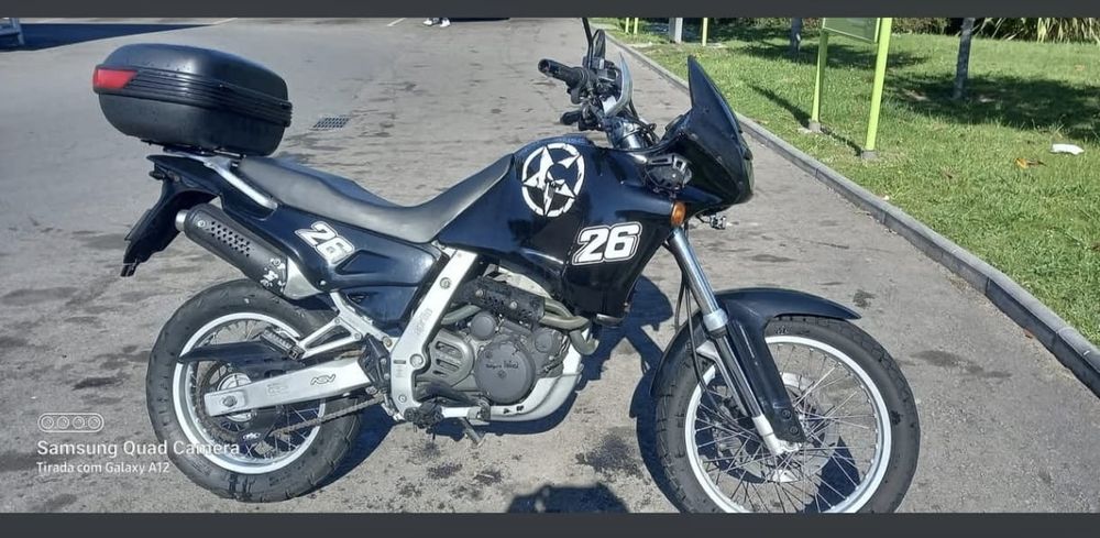 Aprilia pegasos 650