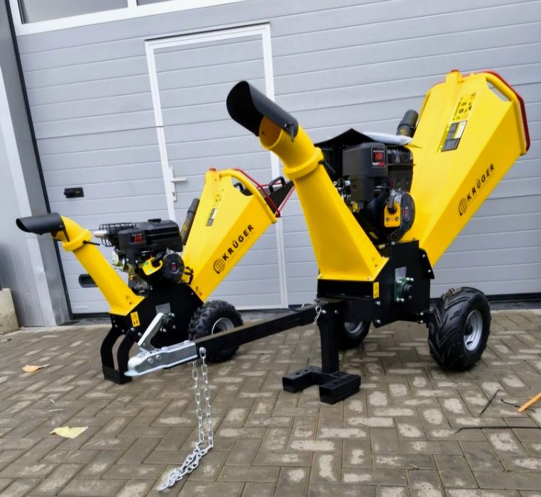 Rozdrabniacz spalinowy d. Briggs & Stratton.  16 HP rębak. 20cm