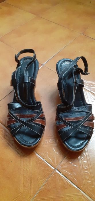 Sapatos TAM 36 - em bom estado