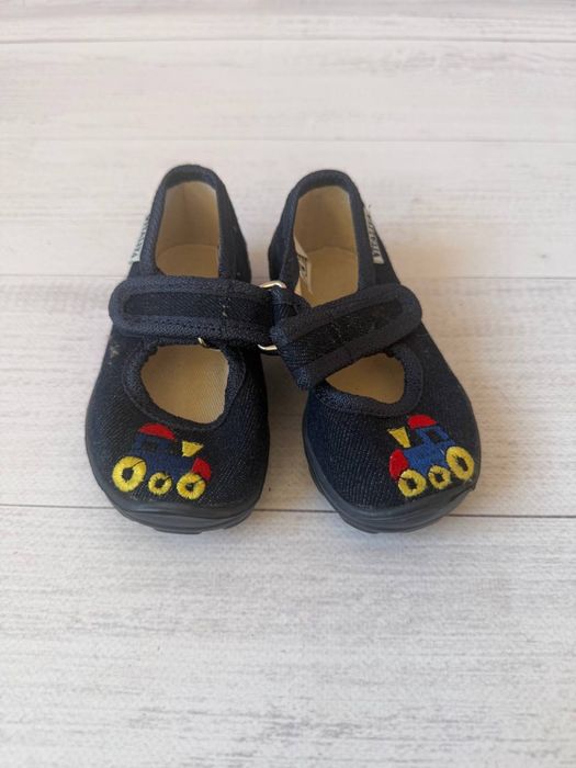 Тапці в садочок