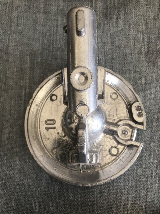 4 bocas para fogao novas e dois modelos  cabides novos