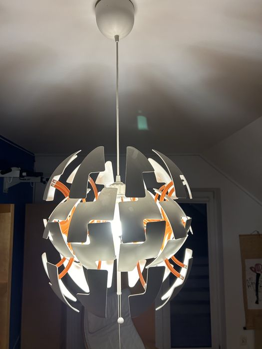 Lampa IKEA PS 2014 pomarańczowa gwiazda śmierci