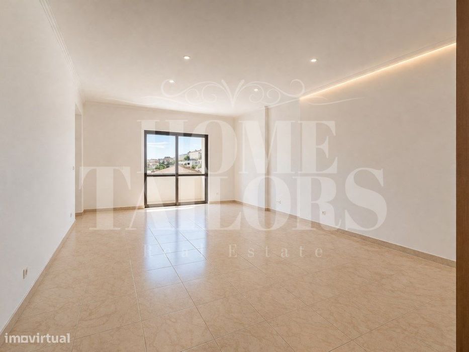 T3 na Amoreira | 144 m² Totais | Estacionamento + Arrecadação | Gra...