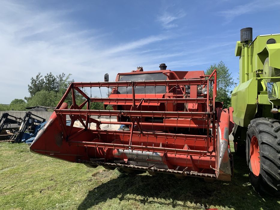 Комбайн Massey Ferguson 240 з Європи масей фергюсон 240, 206, 187