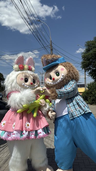 Білий Мішка,Лабубу,Стіч,Пес Патрон, Міккі Маус, аніматор, белый мишка