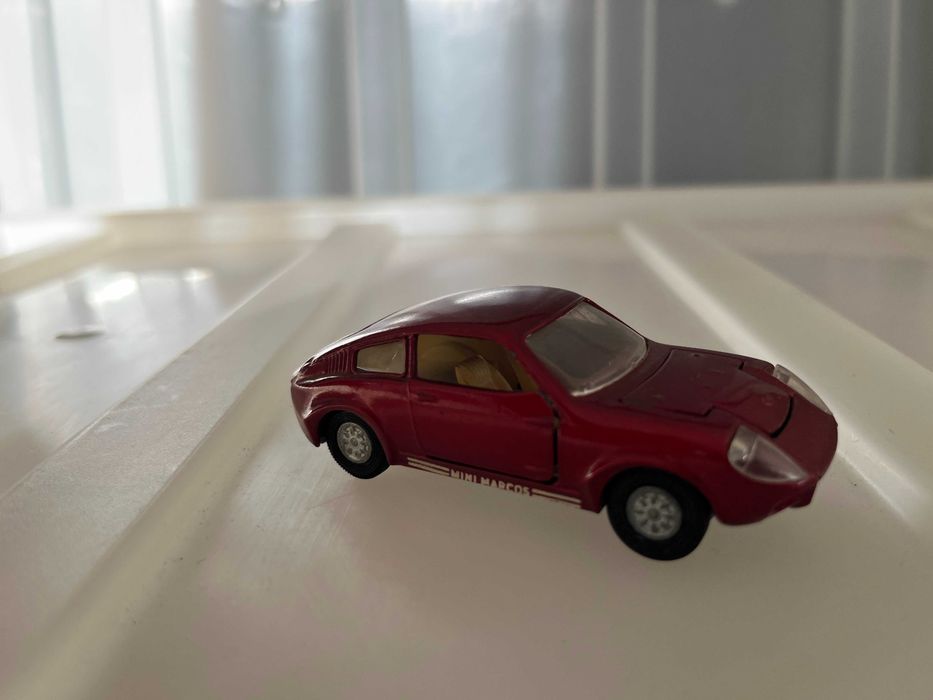 Mini Marcos GT 850 - Corgi Toys 341  - esc.aprox.1:43