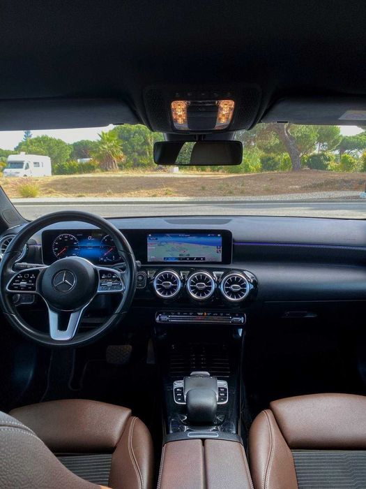 Mercedes-Benz A 180 D - AUTOMÁTICO - Progressive