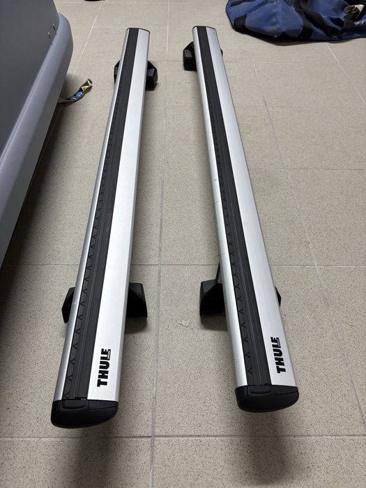 Barras de Tejadilho / Roof Bars Thule + Kit de Fixação / Fitting Kit