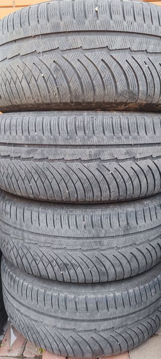 Продам зимові шини Michelin 245 50 18