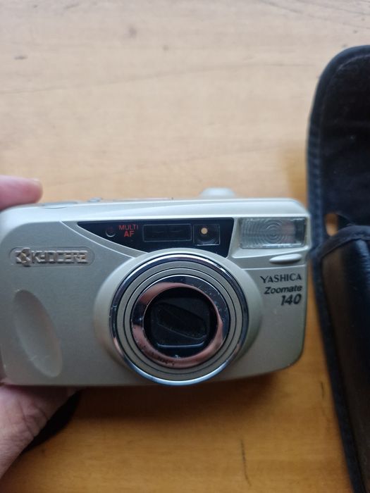 Maquina fotográfica zoom óptico