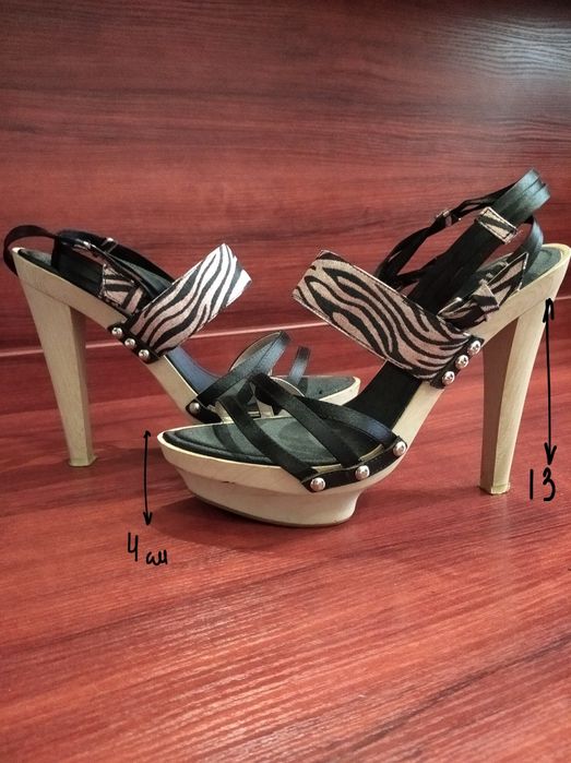 Сандалі жіночі, 39 розмір