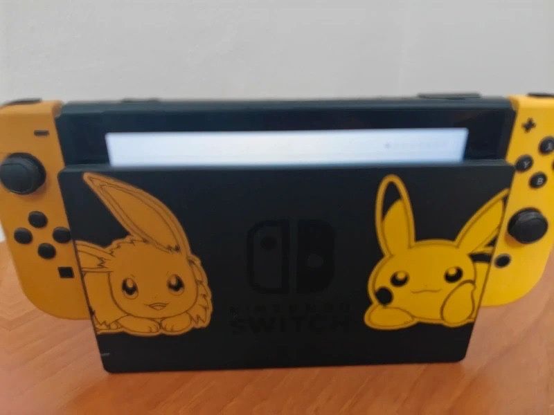 Nintendo Switch Edição Pikachu