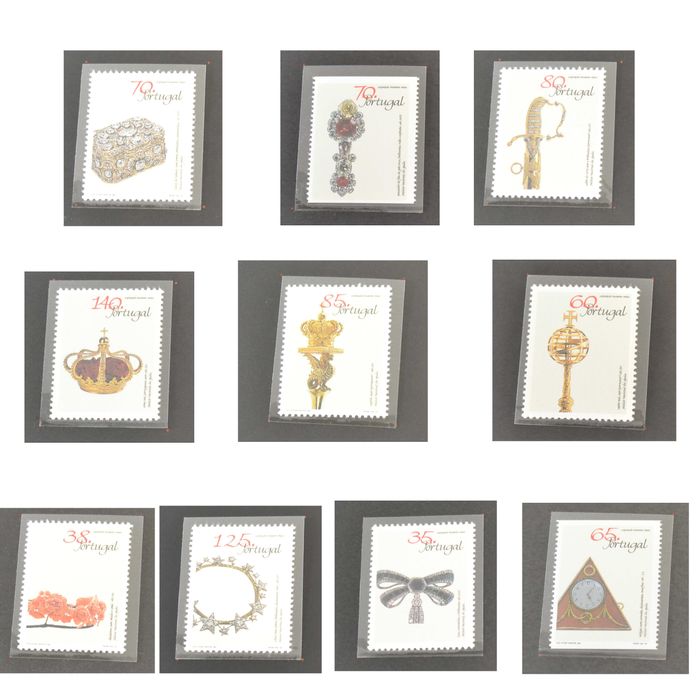 Tesouros Reais - Livro Temático dos CTT.