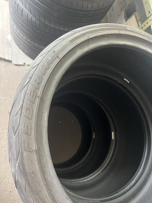 pneus 245/35 R19  265/35 R19