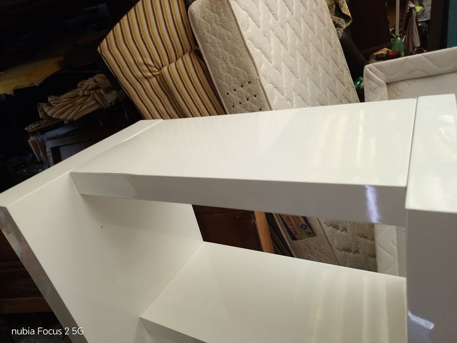 Movel estante  branco
