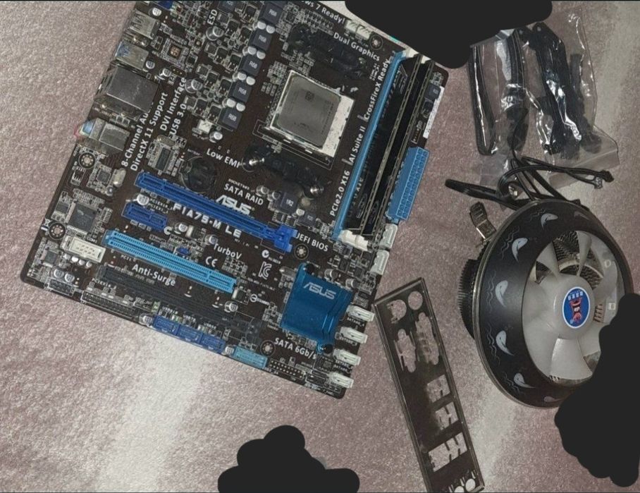 Комплект. Мать + Процессор + ОЗУ (Socket FM1, 4 ядра, Графика)