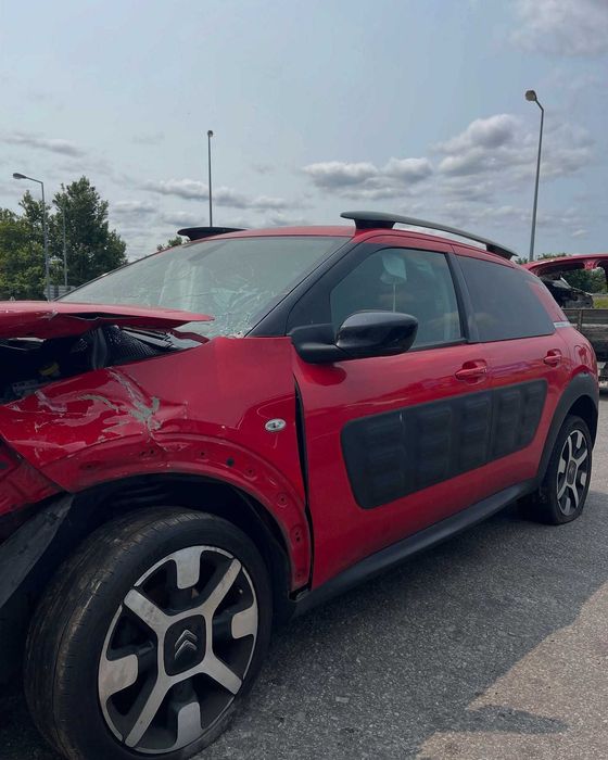 Citroen C4 Cactus 2017 para peças!