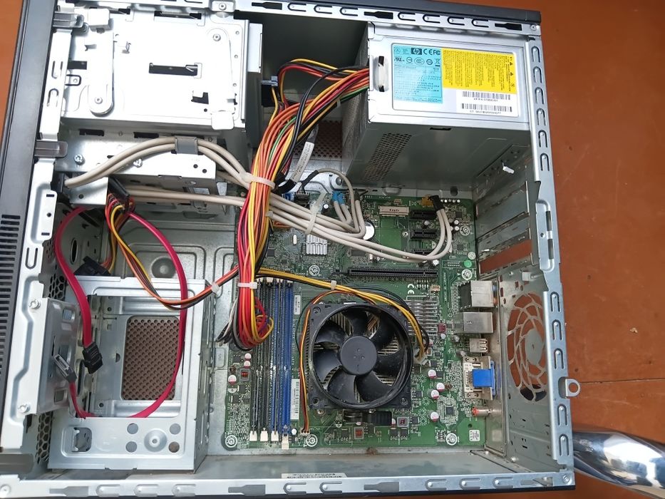 Продам системный блок HP  вместе с содержимым