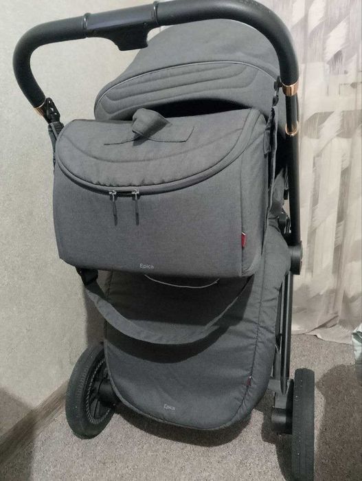 Дитяча коляска 2 в 1 Carrello Epica