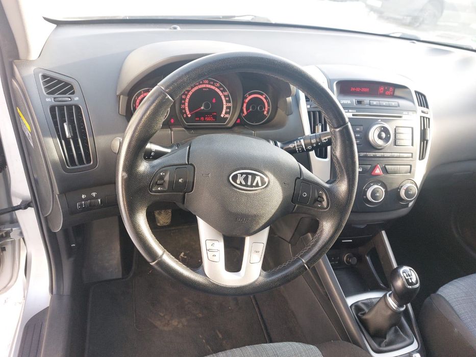 Sprzedam Kia Ceed 2010 roku