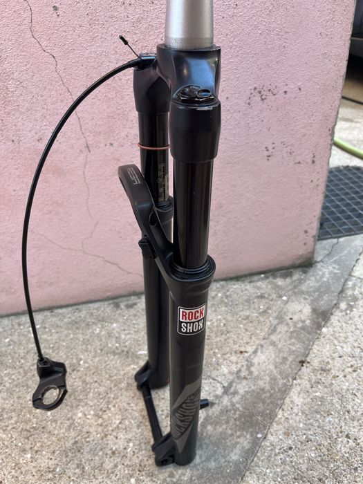 Suspensão Rock Shox REBA 100mm
