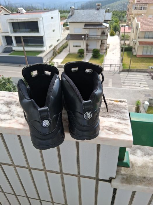 Jordan Retro 4, all black