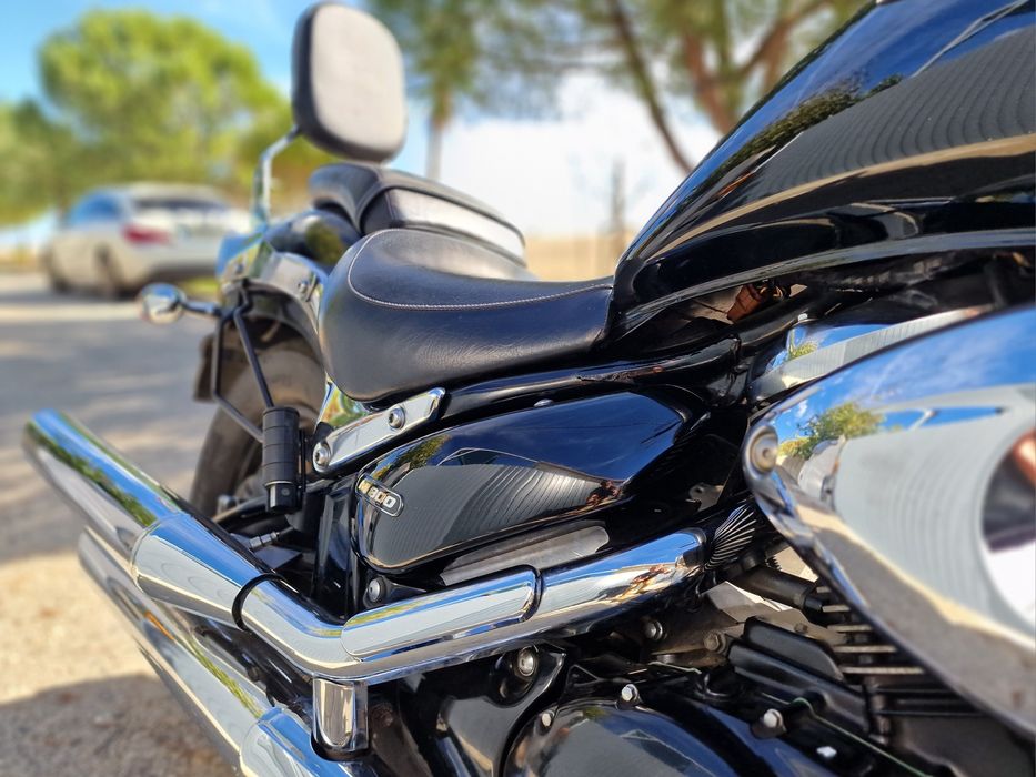 Suzuki Intruder M800