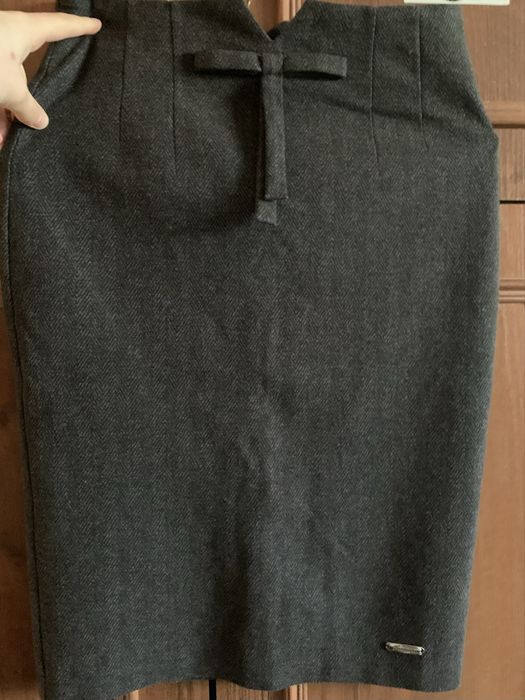 Тепла б/у спідниця