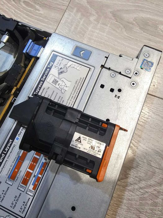 Сервер Dell R640 8×2,5″ 2X Gold 6138 40C 64GB
