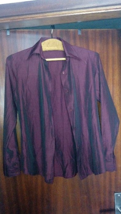 Camisa da marca Metro