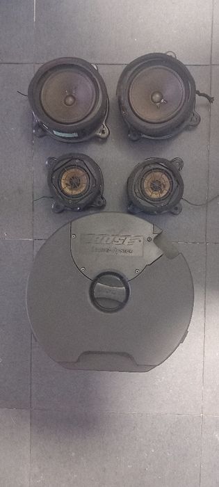Bose-colunas e subwoofer w168