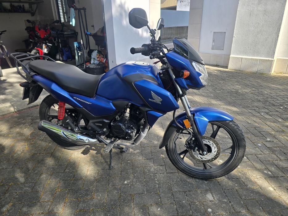 Honda CB125F azul