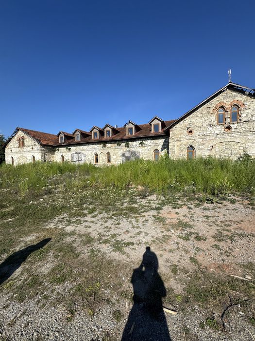 Продається комплекс в с.Устя