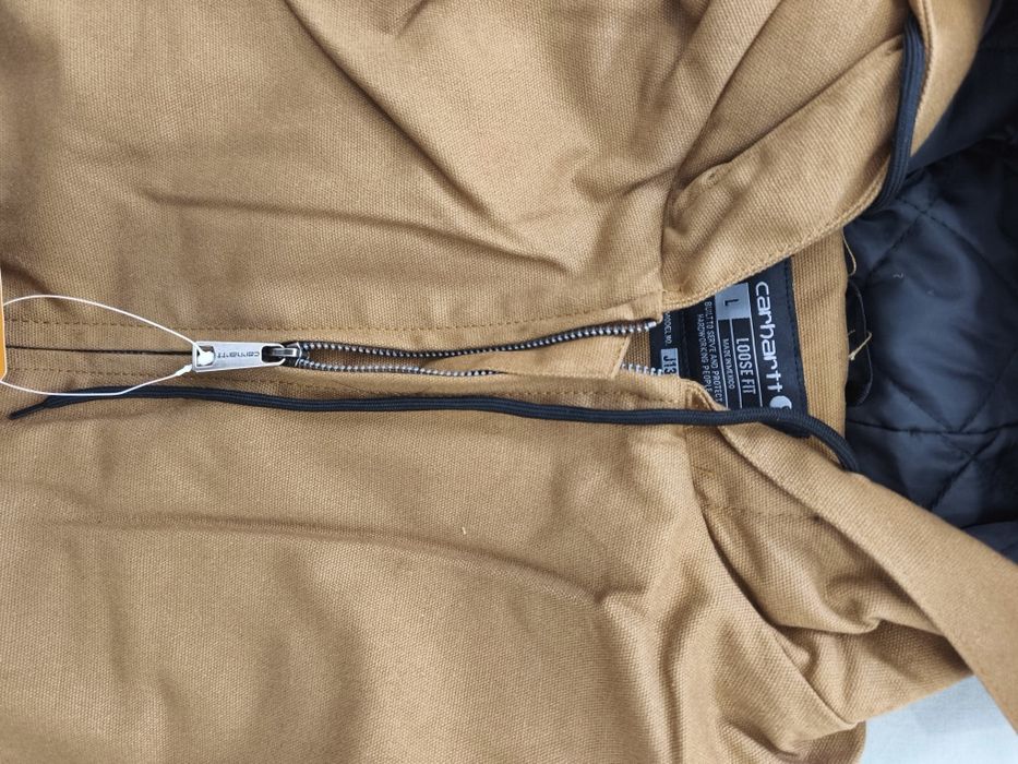 Casaco Carhartt tamanho L novo