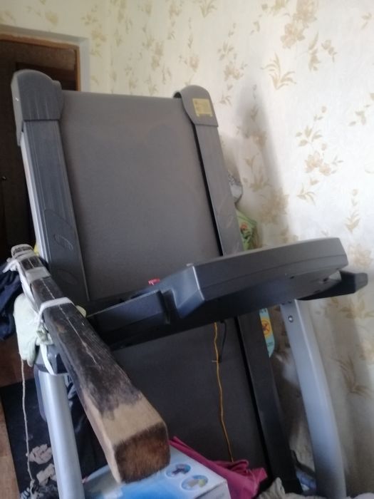 Бігова доріжка InterFit Sally KL-1312