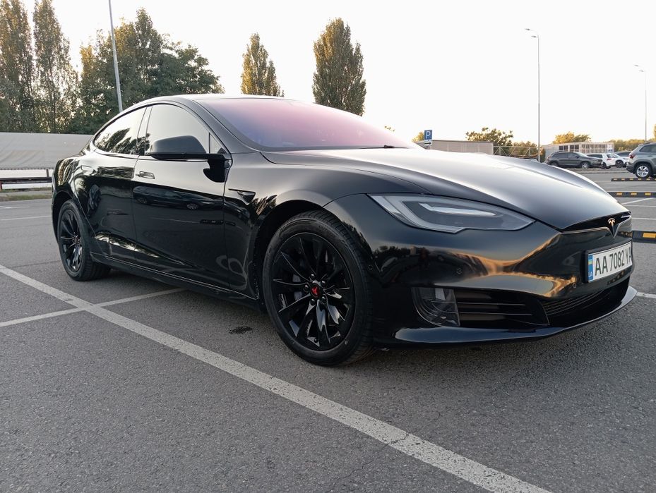 Tesla model S 2017