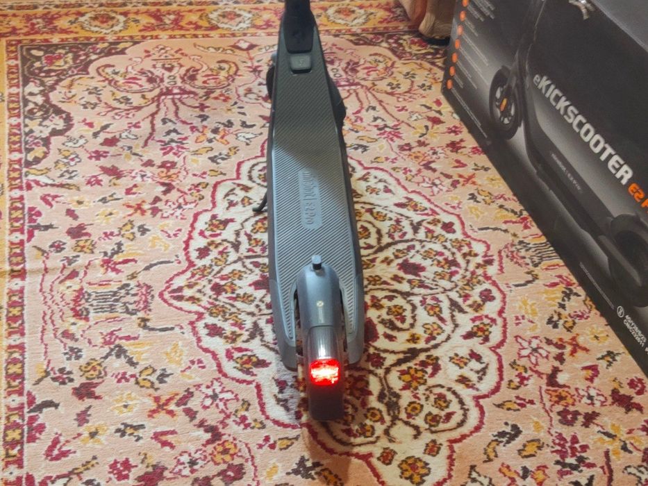 Електросамокат Segway Ninebot E2 Pro