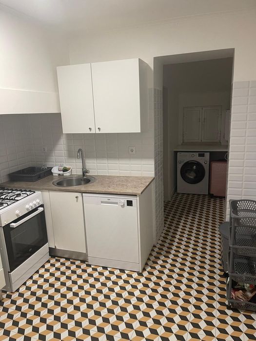 Quarto disponível para arrendar na vila franca de xira