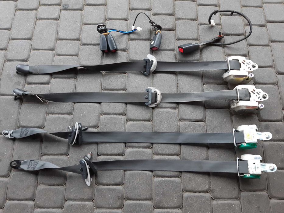 Pas Pasy Bezpieczeństwa Przód  Lewy Prawy Kia Ceed Hyundai i30 07-12r