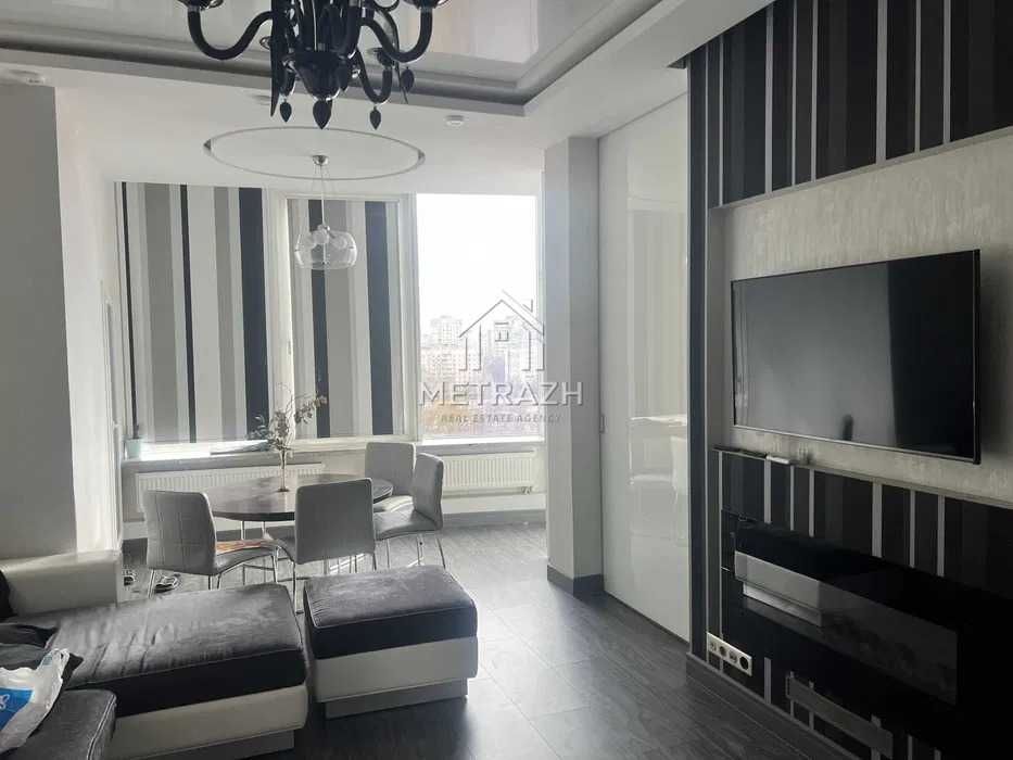 метро Бот.сад будинок бізнес-класу ЖК МИР   2к квартира 75м2 ( 12601)