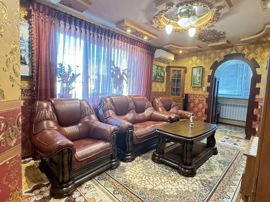 Здається 3 х кімнатна квартира з А/О