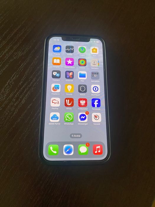 Telefon IPhone 12