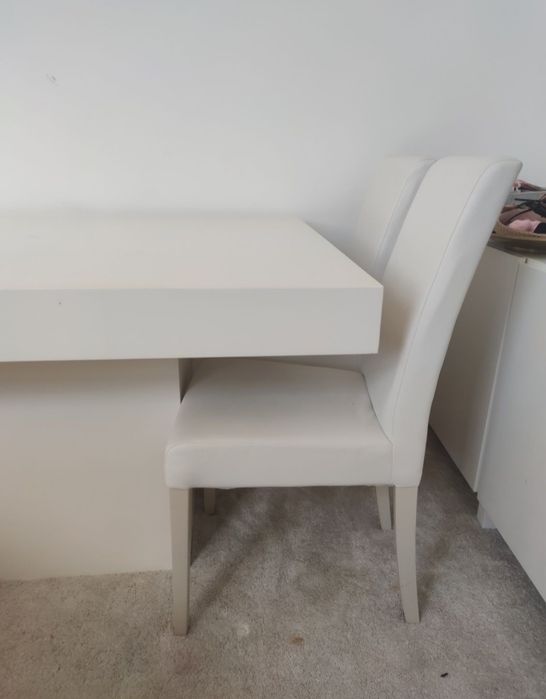 Vendo mesa lacada branca