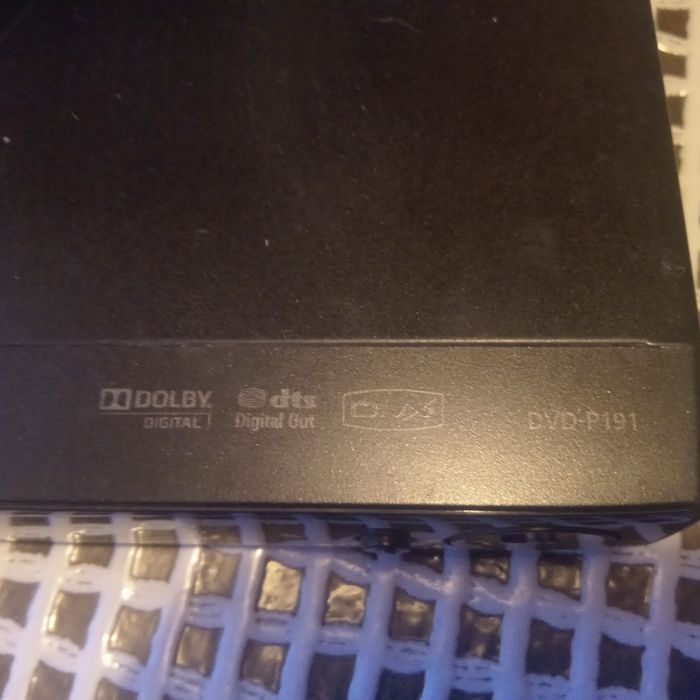 Продам лазерный проигрыватель dvd player Samsung dvd-P191