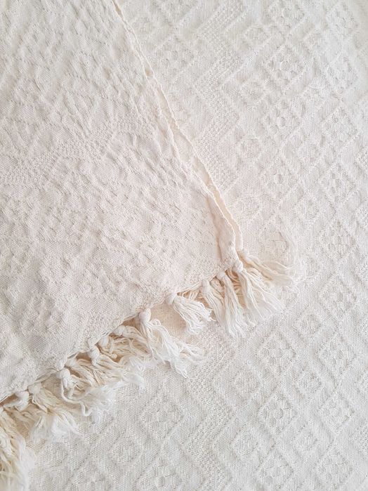 Colcha de Algodão e Linho c/ motivos geométricos