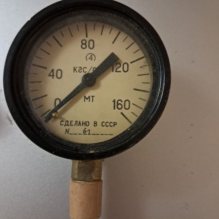 Манометр СРСР 0–160 кгс/см² (≈160 bar) ГОСТ 8625-69