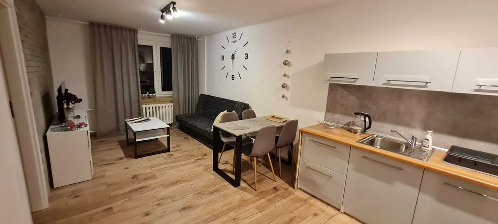 Centrum - widok na ratusz, 2 pokoje, 34m, 1 pietro